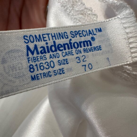 VTG | Maidenform White Lace Trim Bow Nightie Cami Top Sz 32 USA Union Made 81630 - Picture 9 of 10